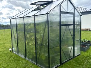 Ecoslider House Lux viilkatusega kasvuhoone, laius 2m, 6mm