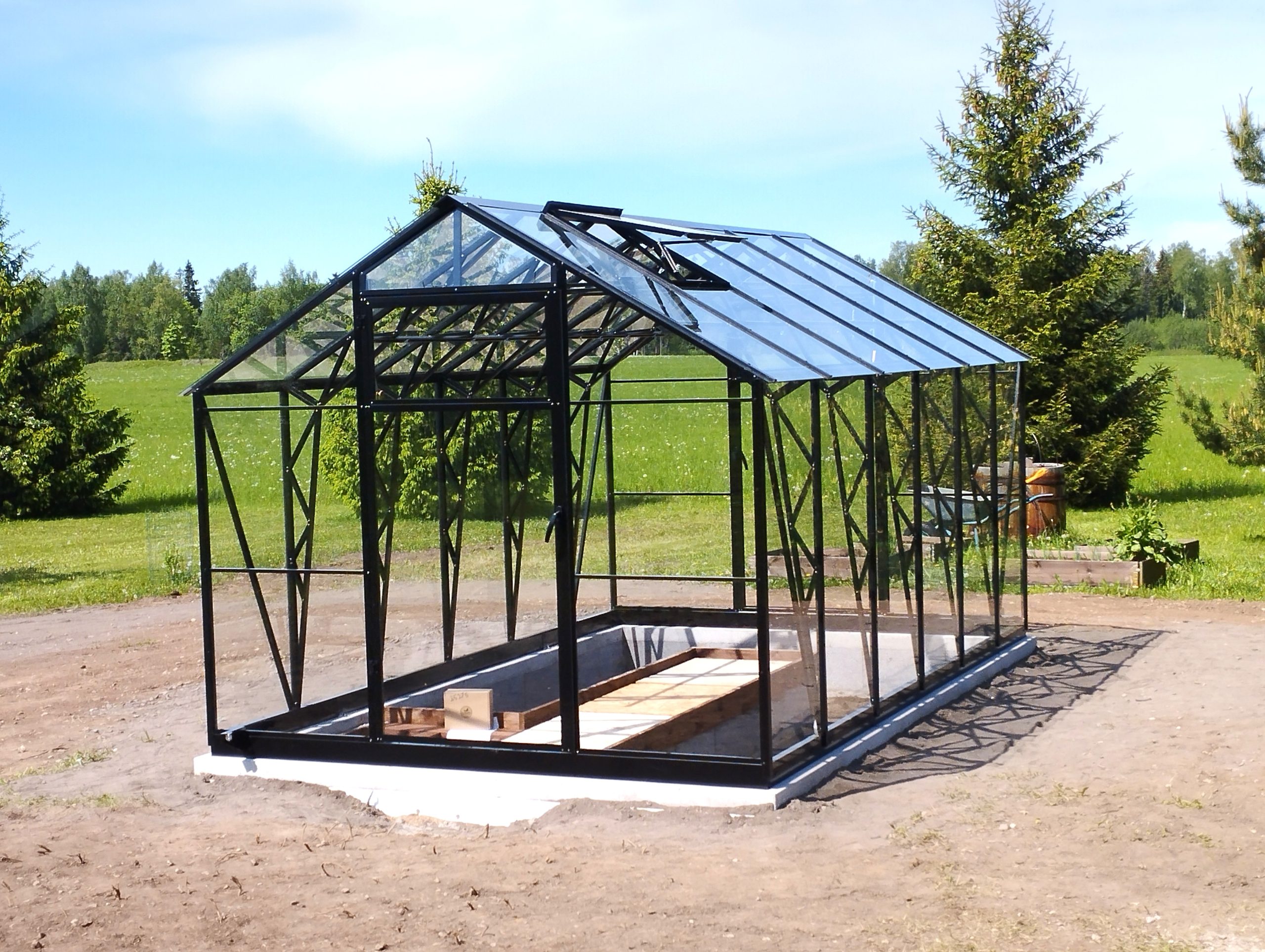 Двускатная теплица Ecoslider House Lux Glass 2.5х4.1м — изображение 7